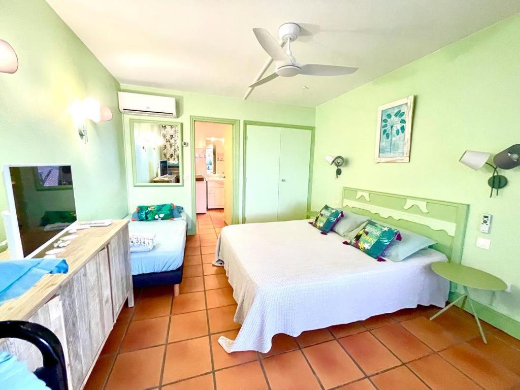 Guadeloupe- Saint-Francois- Residence Anse Des Rochers - Appartement Quart De Villa Etage - Vue Mer- 4 Personnes - Lit Bebe Sur Demande - Citerne Et Wifi Prives -Animaux Ok-Acces Plage Direct -Apnee Bien-Etre Experience Sur Demande Avec Instructeur A Exterior photo